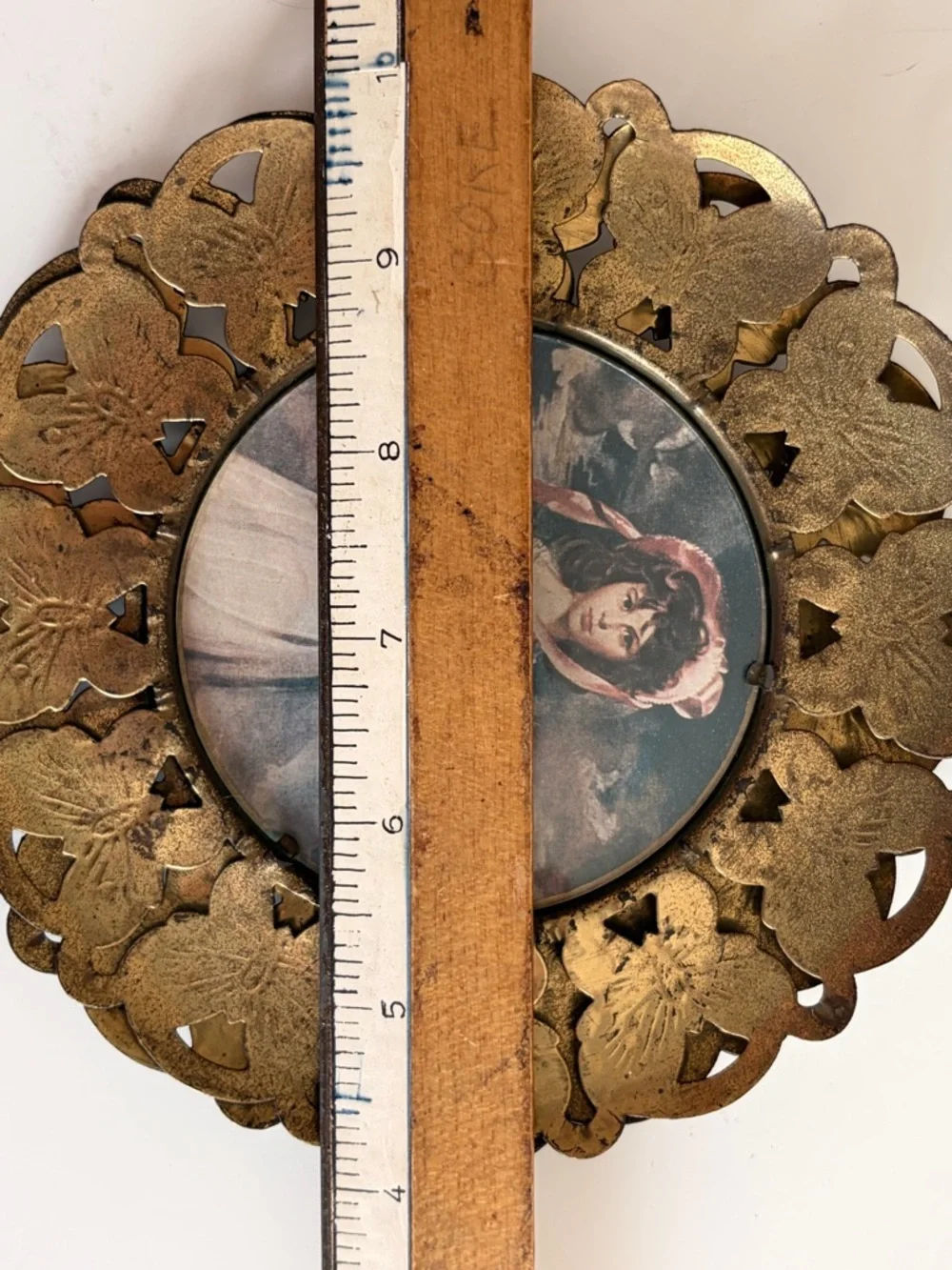 2 Vintage 6” Brass Butterfly Frame Hanging Art Pinkie Girl And Blue Boy England - Picture 10 of 10